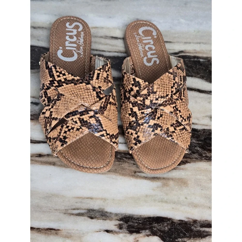 Circus By Sam Edelman Women's Burnett Animal‎ Print Slide Flat Sandals US 7